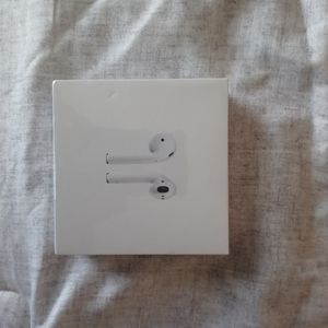 Apple AirPods